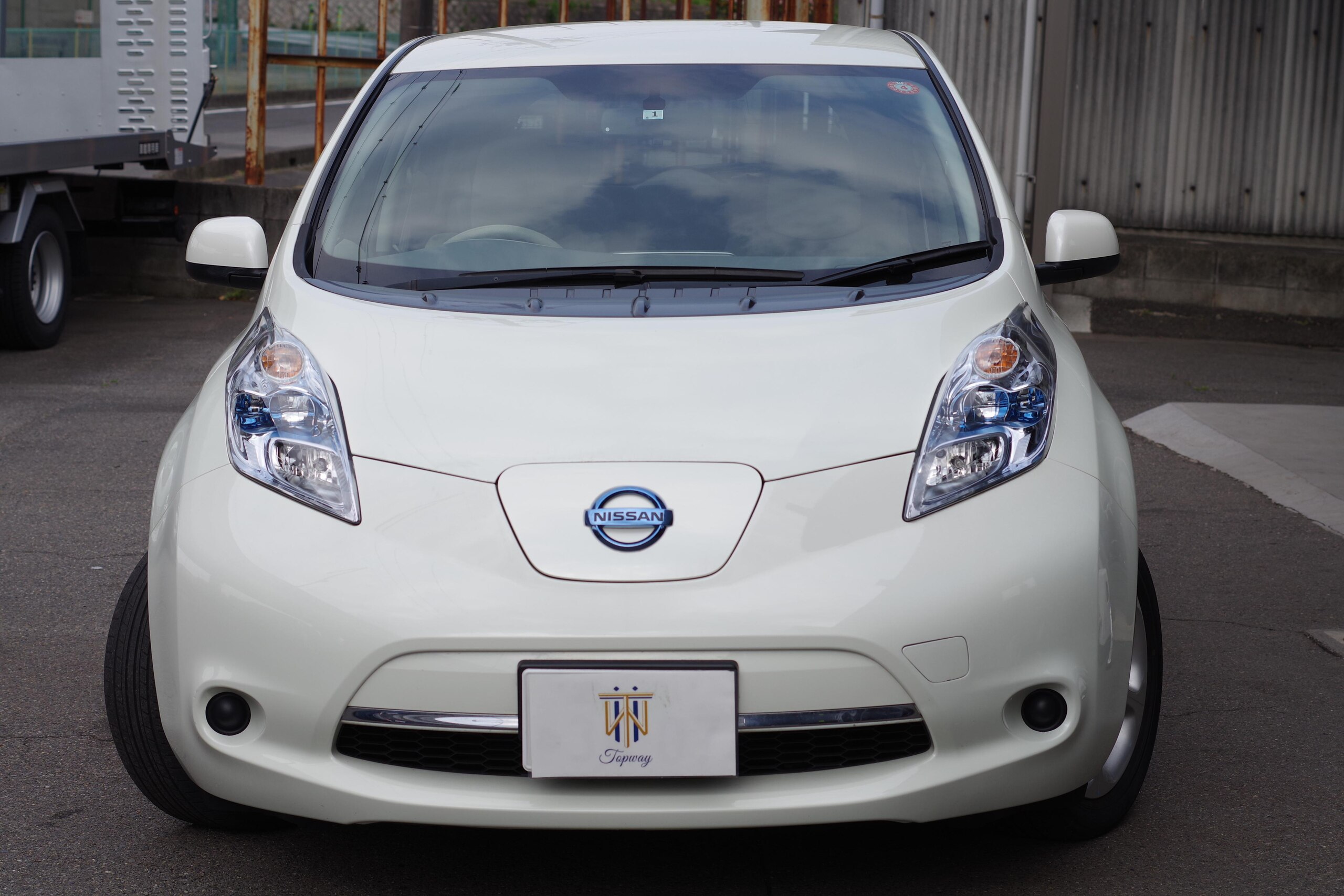 Nissan Leaf X